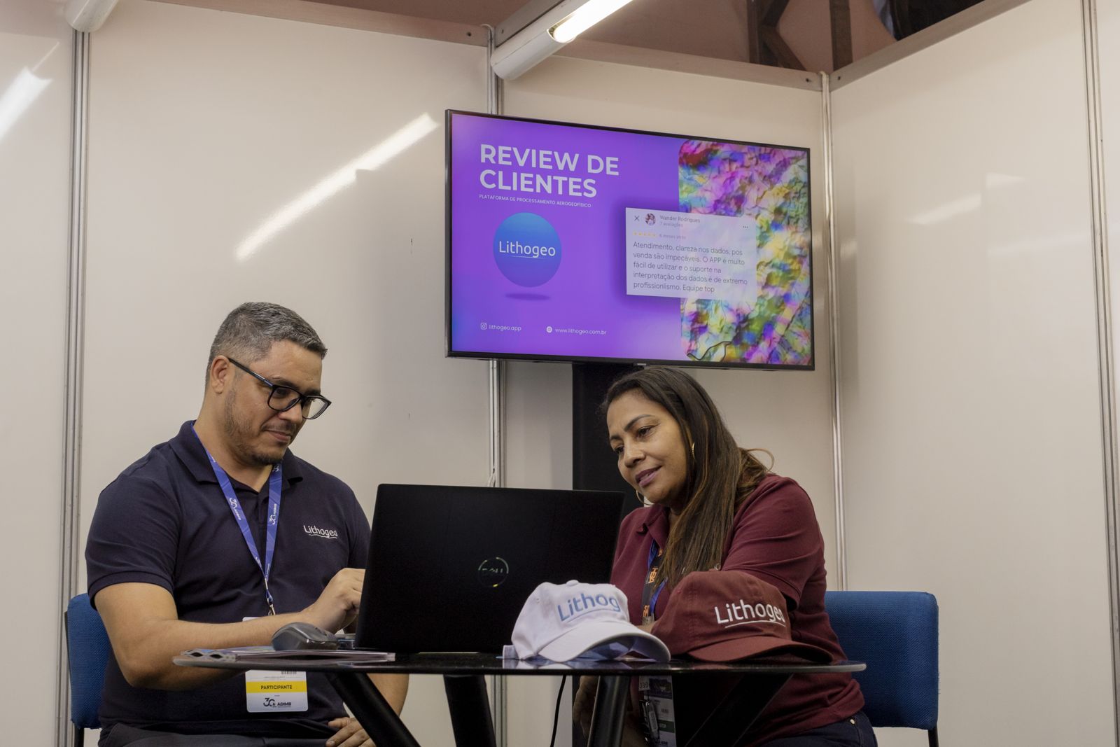 Apresentação de resultados no stand